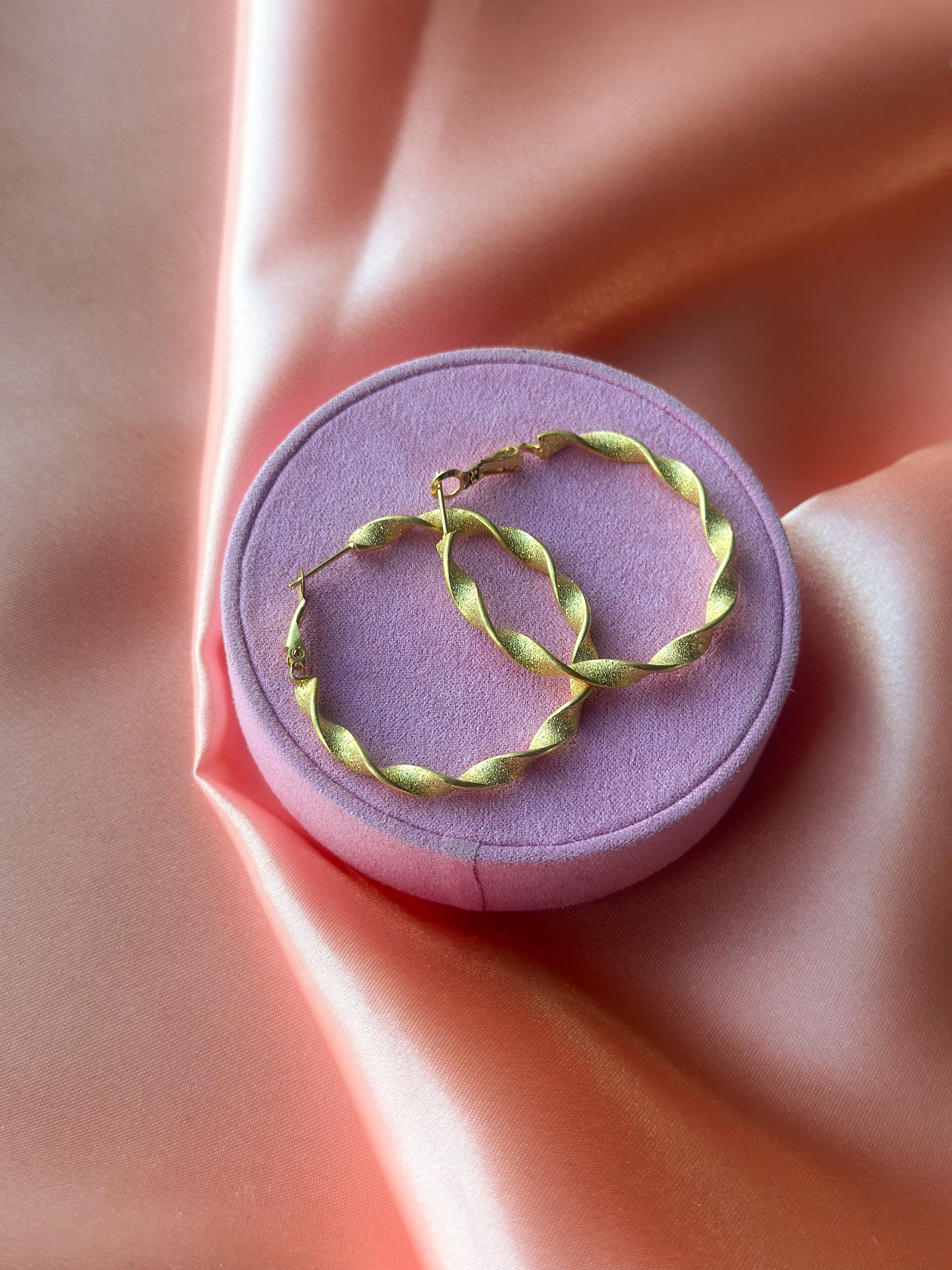 Adrianna creoler guldfarvet