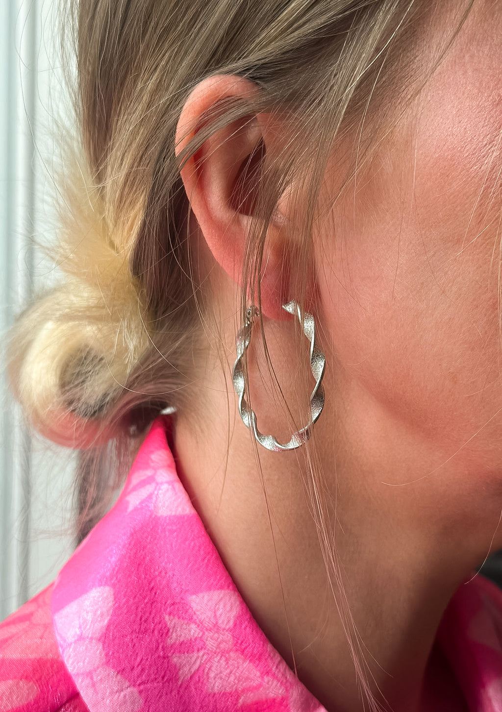 Adrianna creoler sølvfarvet