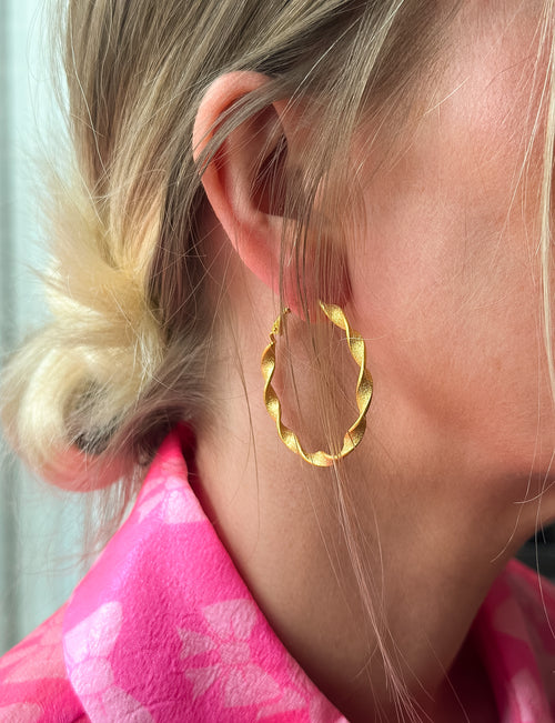 Adrianna creoler guldfarvet