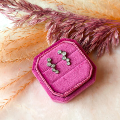 Amara ørestikker - sølvfarve