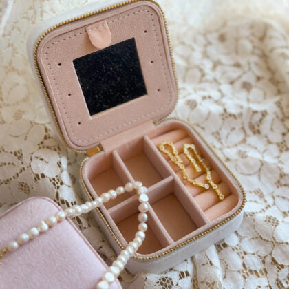 Firkantet skrin - hvid